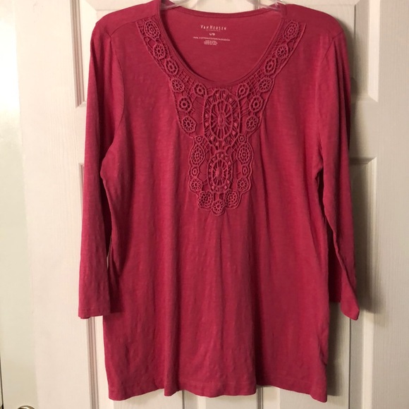 Van Heusen Tops - Rose top W/ 3/4 sleeves